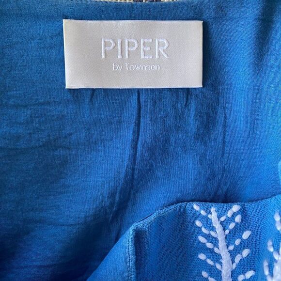 Piper by Townsen Embroidered Ruffle Top - Picture 5 of 6